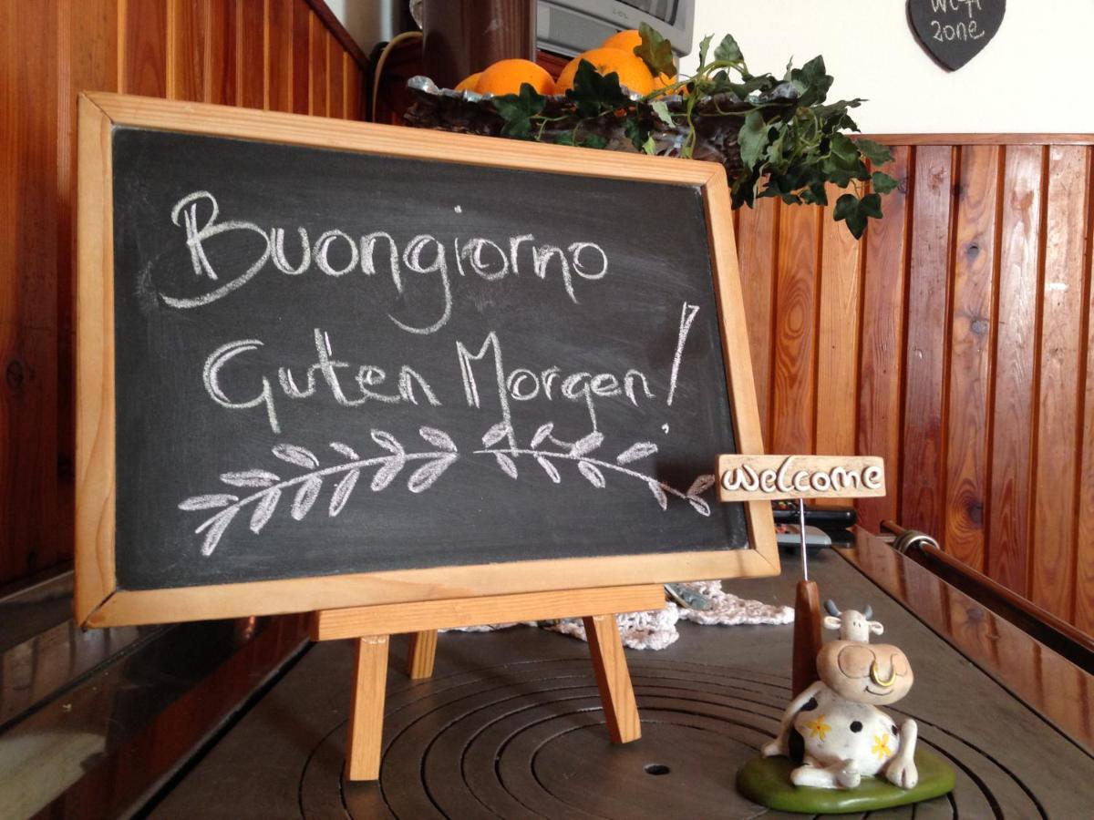 A Casa Di Gianni E Mari Bed and Breakfast Vestone Eksteriør billede