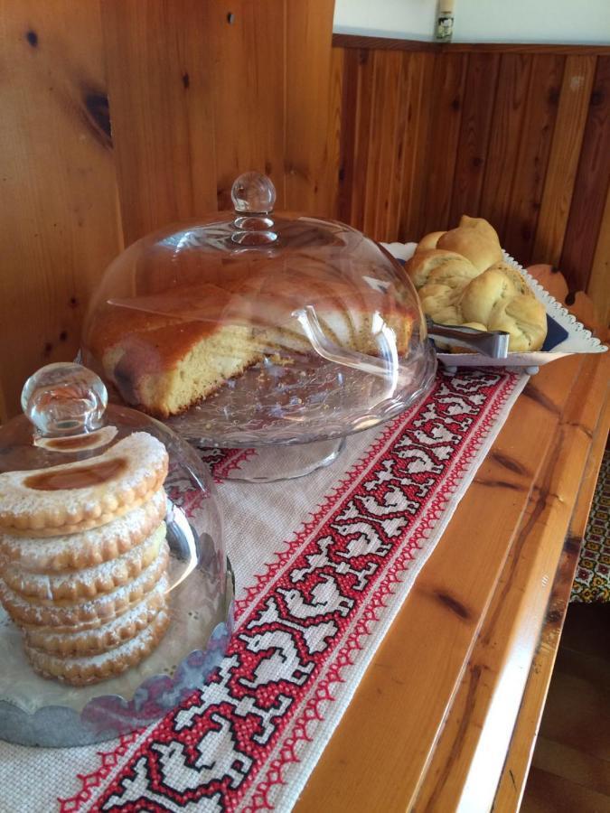 A Casa Di Gianni E Mari Bed and Breakfast Vestone Eksteriør billede